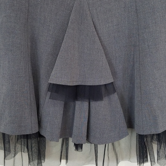 Fleurish Tulle Hem Skirt in Gray w/ Black Tulle - Picture 7 of 8